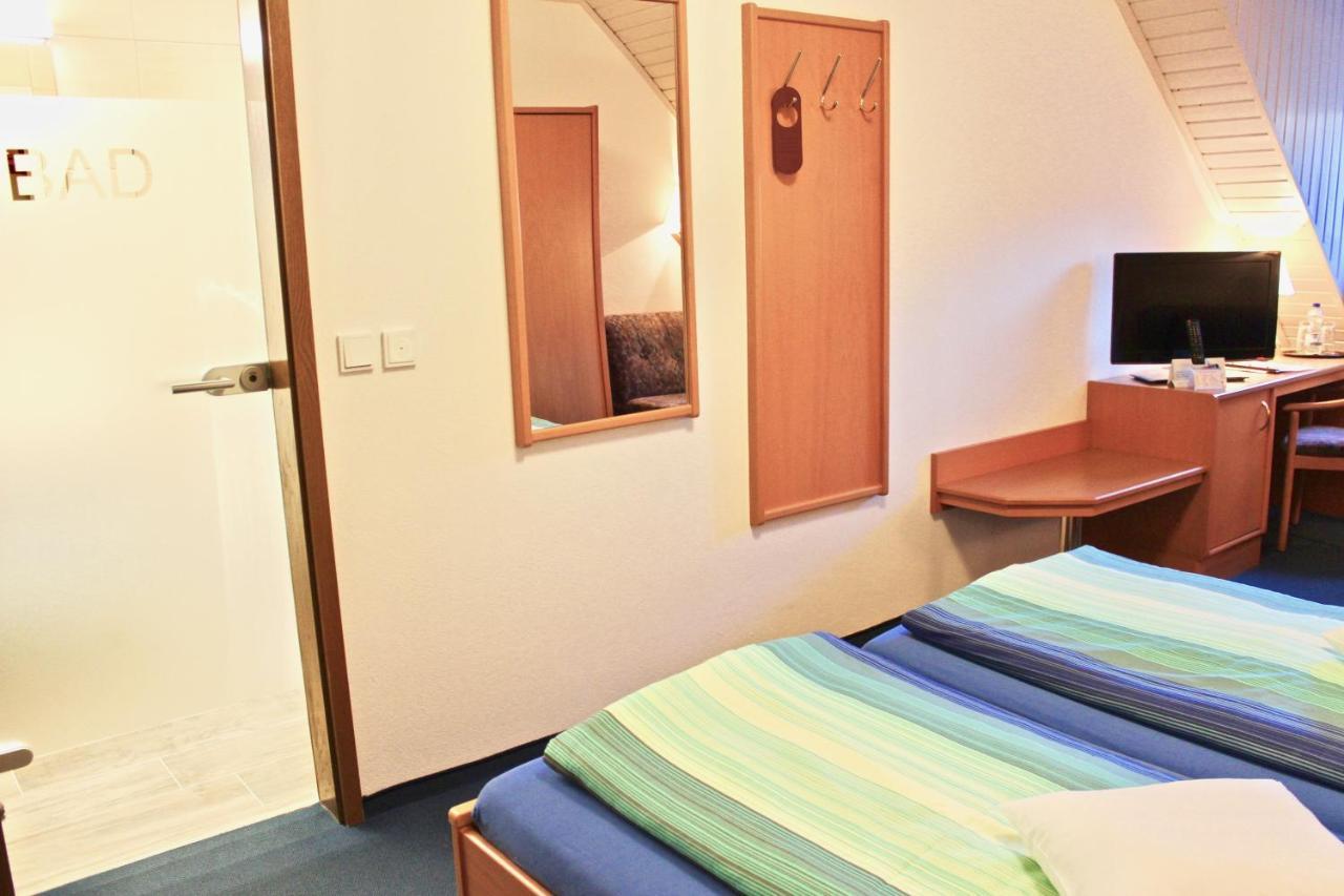 Zum Schwarzen Baeren Hotel Vohenstrauss Exterior photo